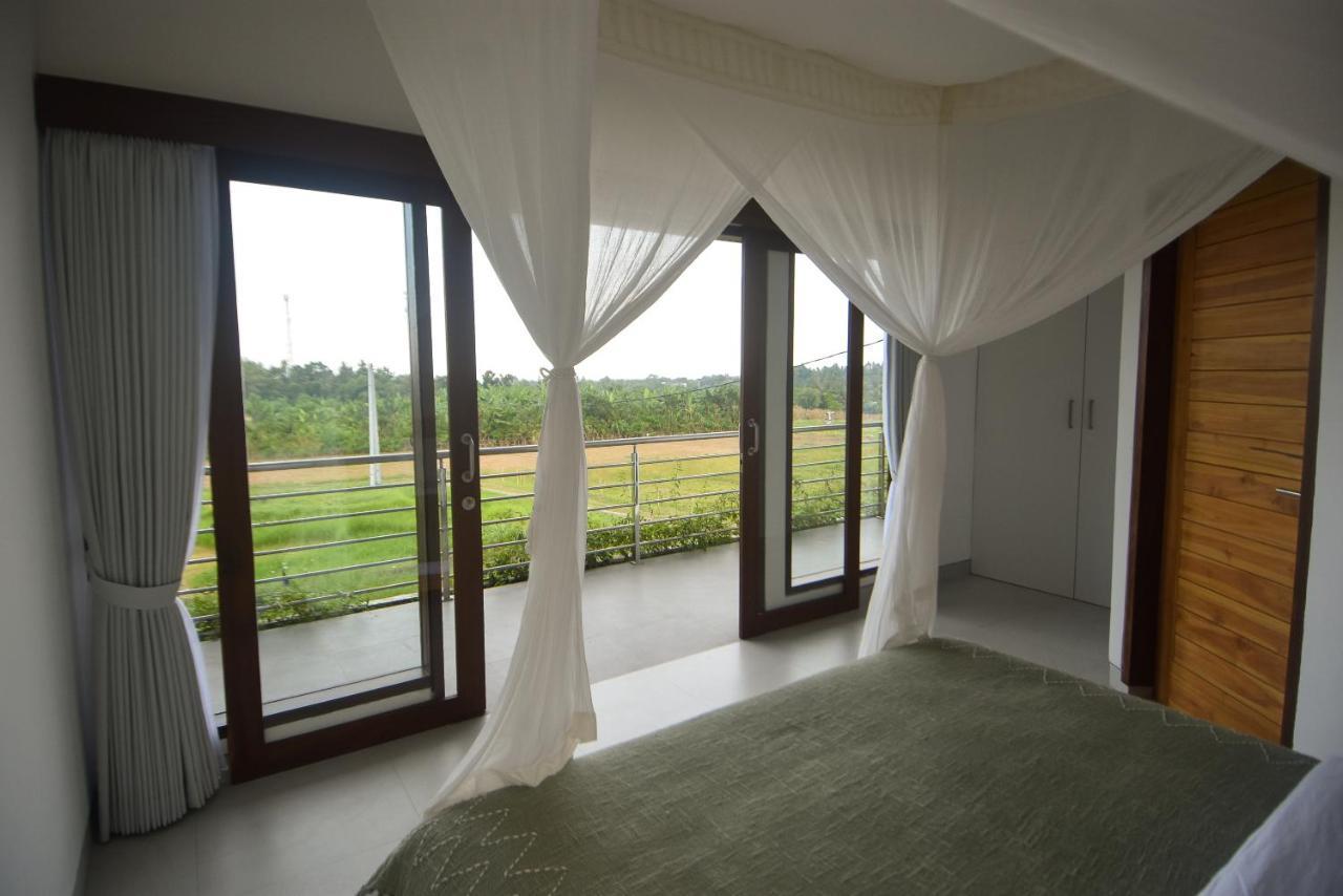 Three Palms Surf & Stay Medewi Airsatang ภายนอก รูปภาพ