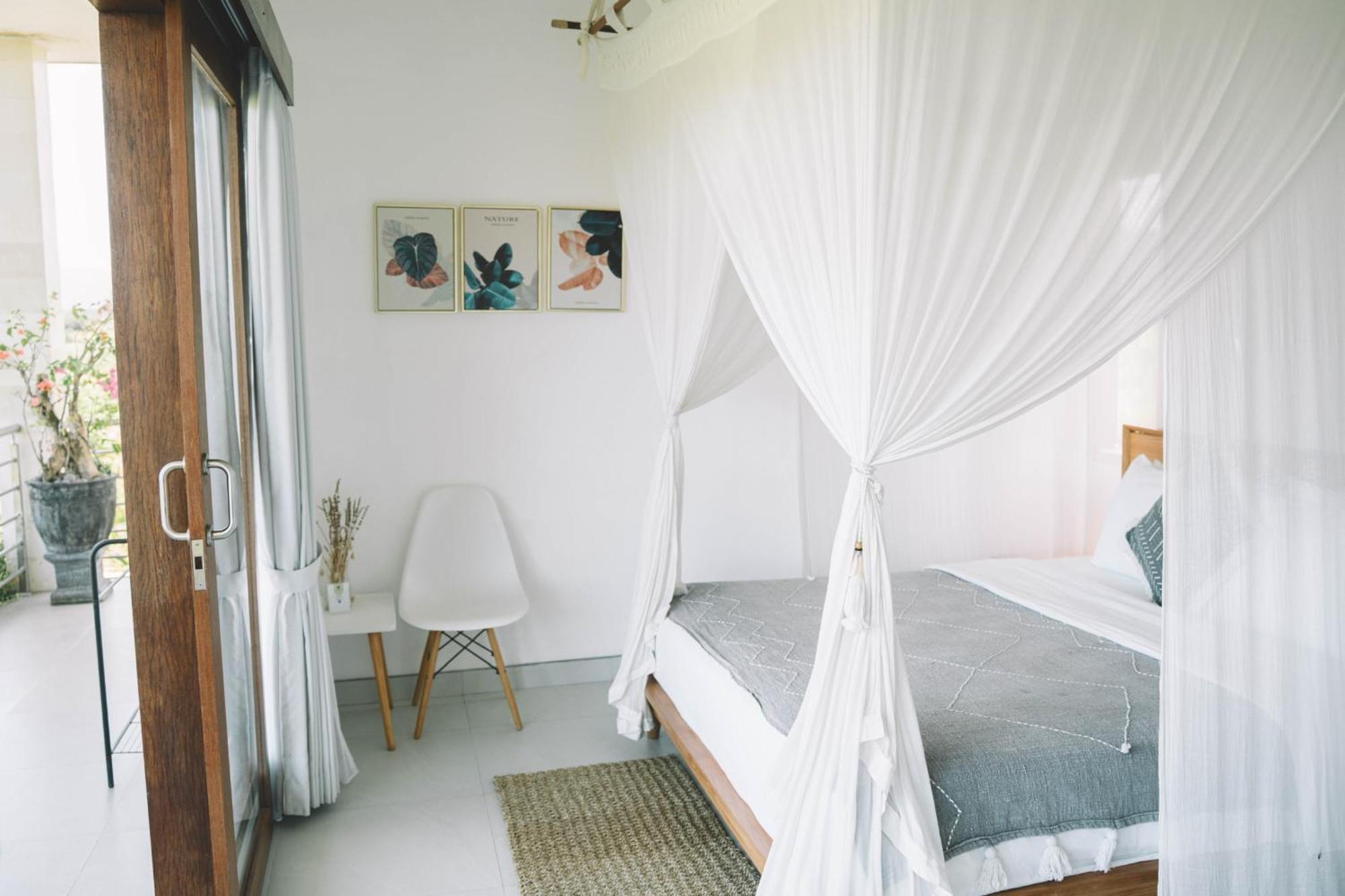 Three Palms Surf & Stay Medewi Airsatang ห้อง รูปภาพ