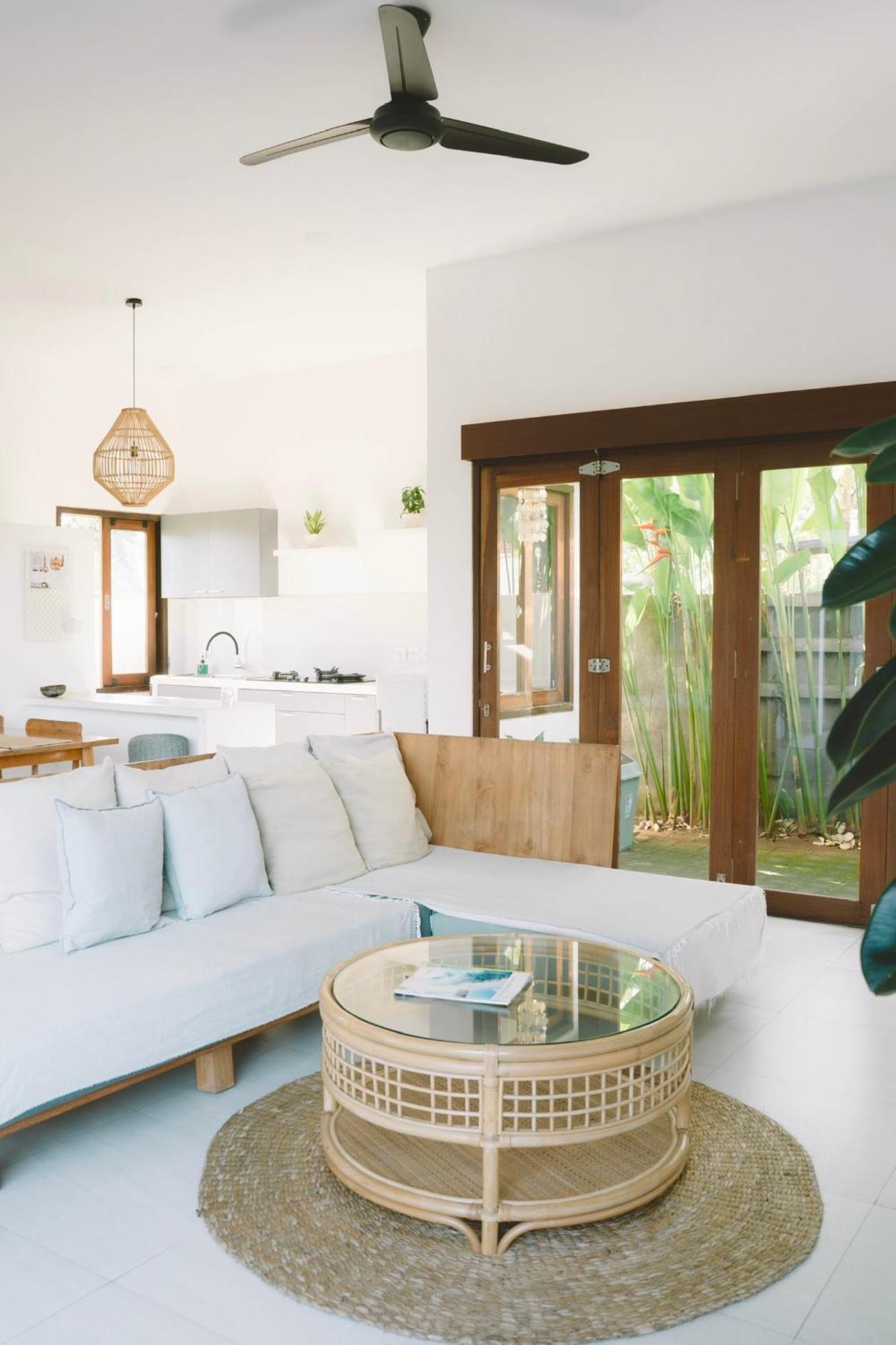 Three Palms Surf & Stay Medewi Airsatang ภายนอก รูปภาพ