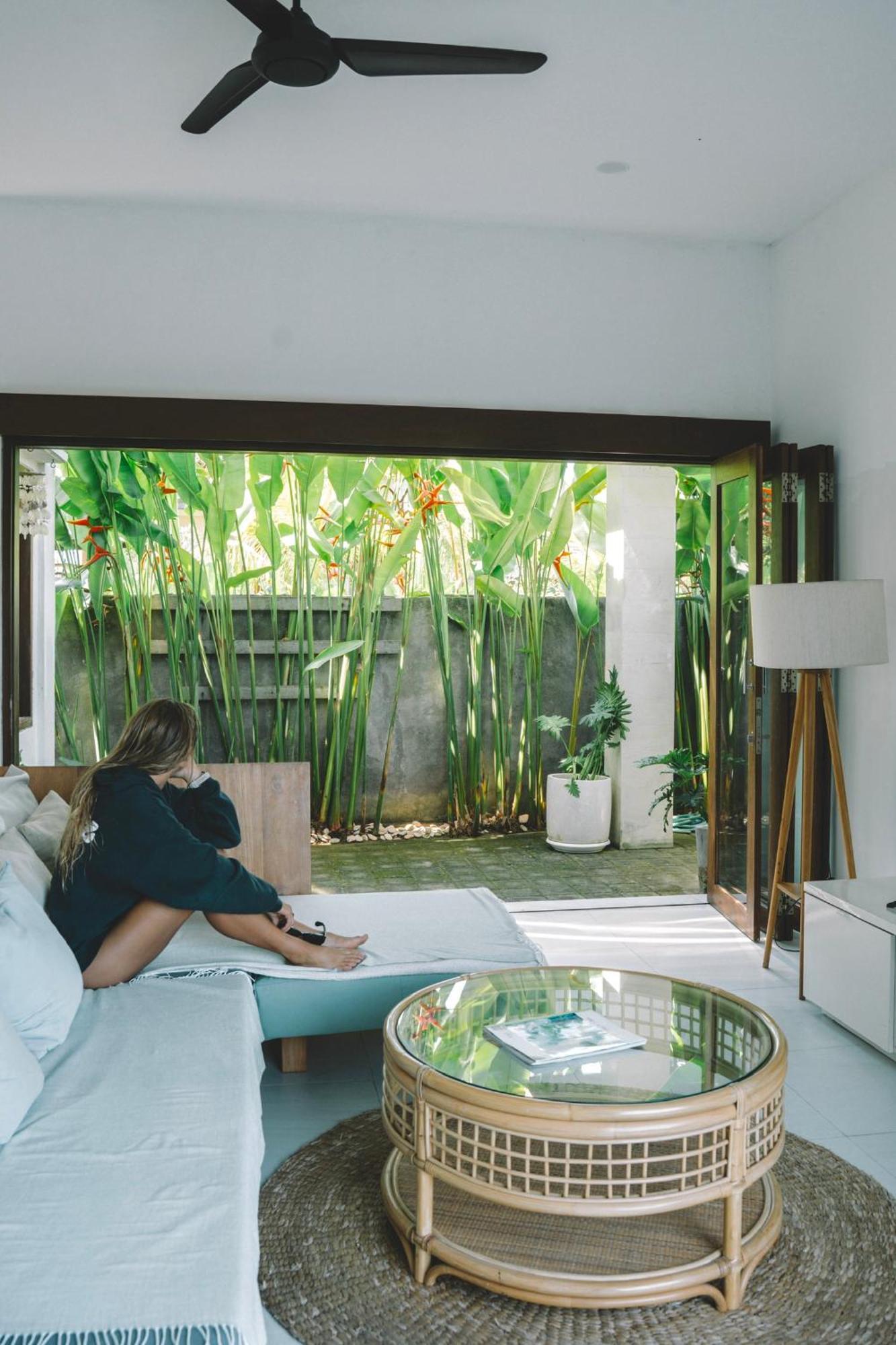Three Palms Surf & Stay Medewi Airsatang ภายนอก รูปภาพ